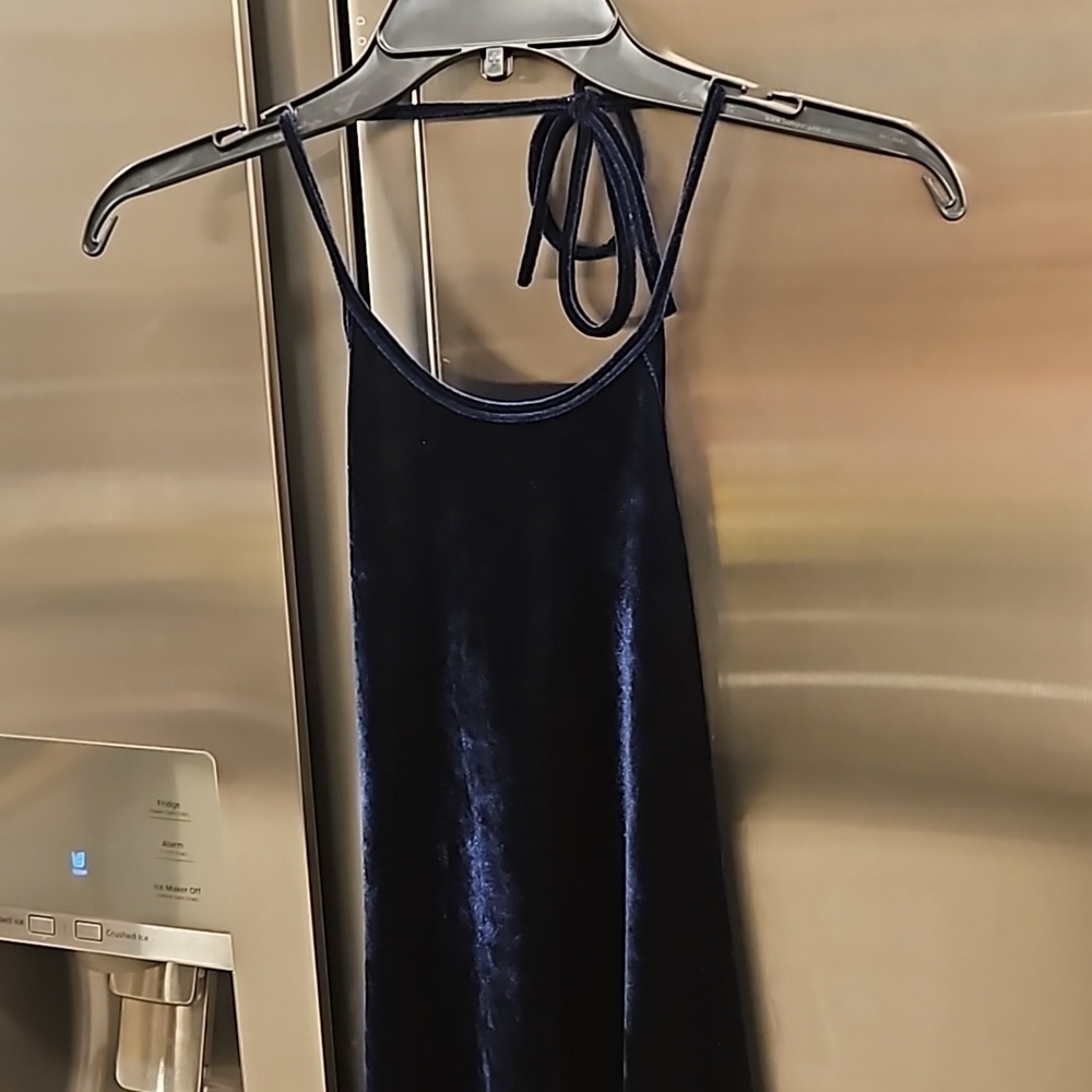 đź’•RAT & BOAđź’• Velvet High Neck Plunging Back Maxi Dress ~ Dark Navy Blue M NWT - Picture 3 of 7